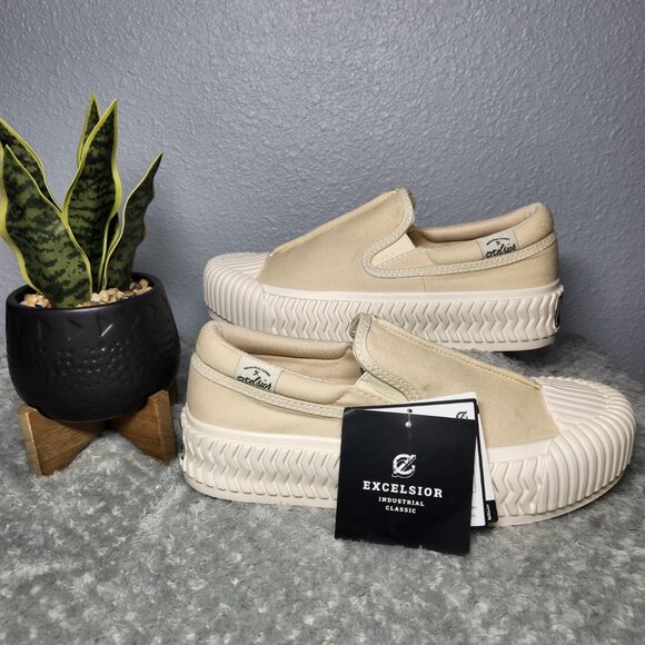 NWT Excelsior Canvas Slip-On Sneakers – Rare Model - Men’s US 7 / Women’s US 8.5 - Picture 3 of 10
